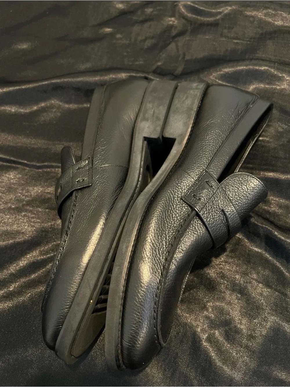 Men's Black Leather Slip-On Loafers
